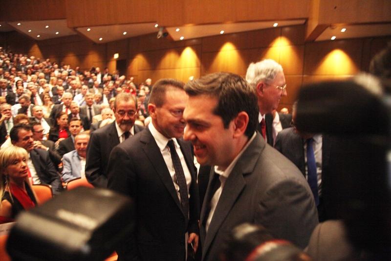 Τα παρελκόμενα της ομιλίας Τσίπρα στη συνεδρίαση του ΣΕΒ (Photos) - Media