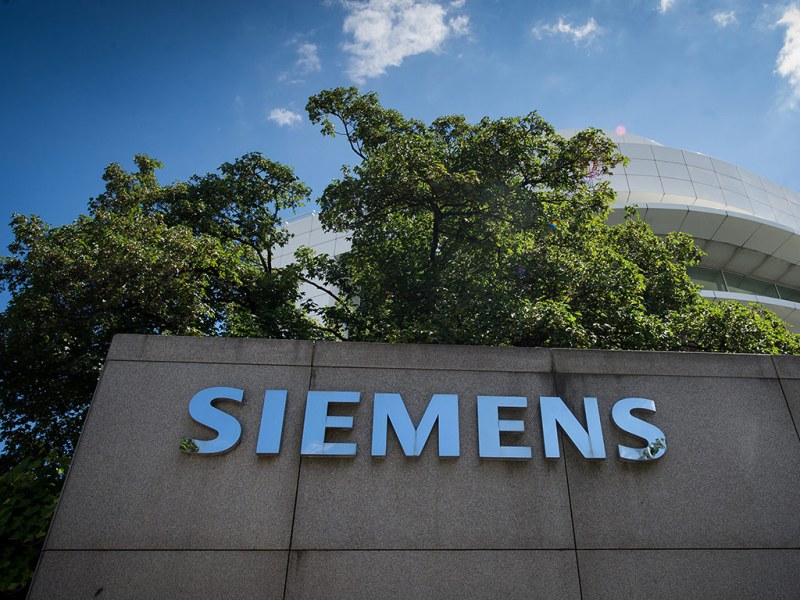 Στη δημοσιότητα δίνει το ΥΠΕΞ τα έγγραφα της μετάφρασης για τη Siemens - Media