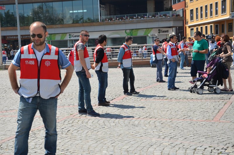 Τουρκία: Πρωτομαγιά με συλλήψεις στην αποκλεισμένη πλατεία Ταξίμ  - Media