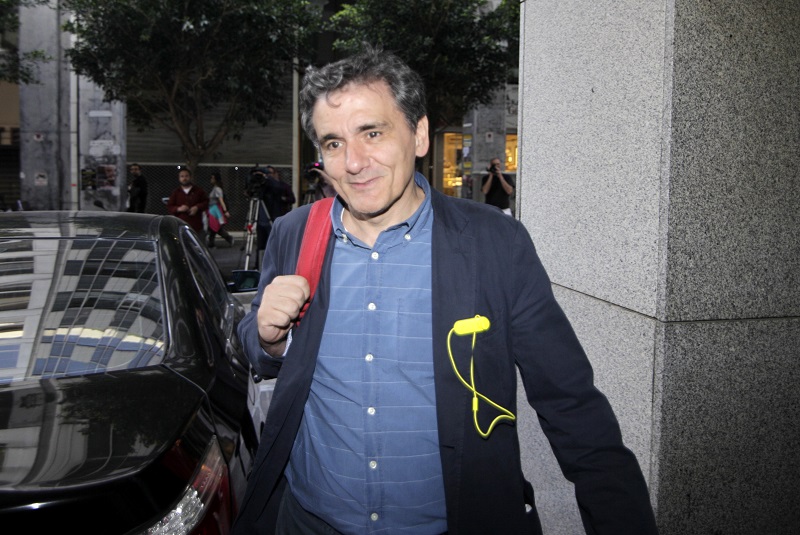 Τσακαλώτος: Δεν πρόκειται να πάρουμε υφεσιακά μέτρα - Χτυπούν τον Βαρουφάκη για να χτυπήσουν την κυβέρνηση - Media