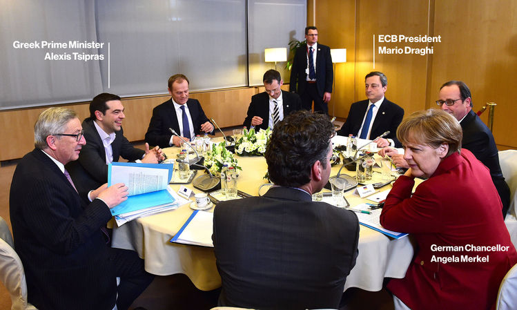 Bloomberg: «Για την Ελλάδα να ακούτε μόνο Τσίπρα, Μέρκελ και Ντράγκι» - Media