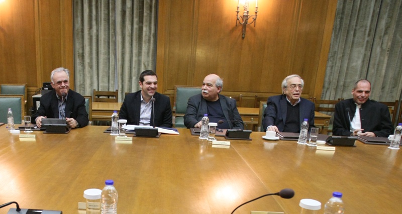 «Γκάζι» για συμφωνία, λόγω περιορισμένης ρευστότητας-Λίγα τα ανοιχτά θέματα-Κυβερνητικό συμβούλιο στις 2μμ - Media