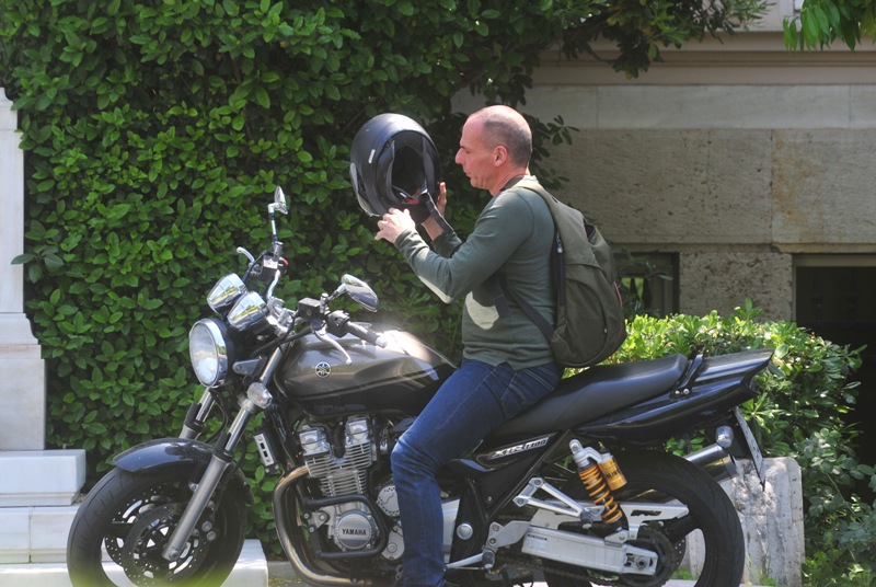 Η... γκάφα του Γιάνη Βαρουφάκη! - Media