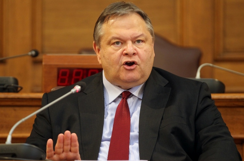 Επανέρχεται με ερώτηση προς τον Πρωθυπουργό ο Βενιζέλος - Media