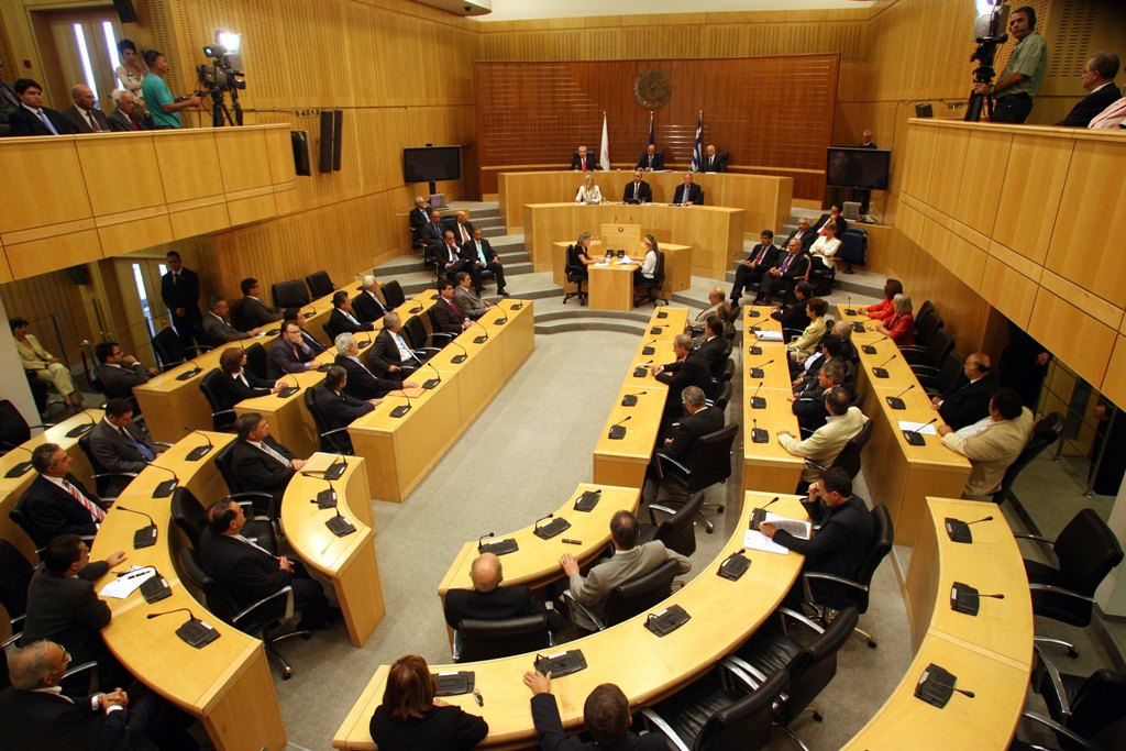 Ισπανία: Αυτοκίνητο έπεσε πάνω σε πεζούς – Τρεις τραυματίες - Media