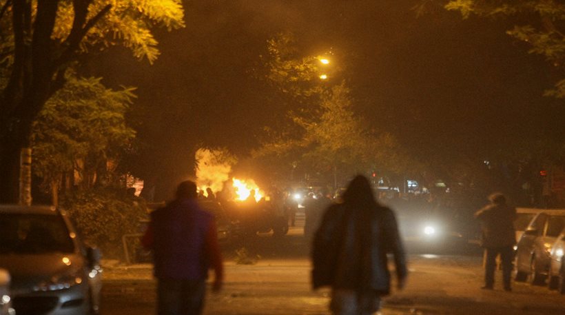 Ένταση στο Πολυτεχνείο – Πετροπόλεμος στην Πατησίων - Media