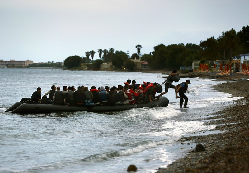Περισσότεροι από 100.000 μετανάστες στην Ευρώπη μόνο το 2015 διαμέσου της Μεσογείου - Media