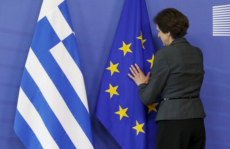 Στις Βρυξέλλες το Σάββατο οι νέες προτάσεις της Ελλάδας – Συνομιλία Τσίπρα με Γιούνκερ και διάψευση δημοσιευμάτων - Media