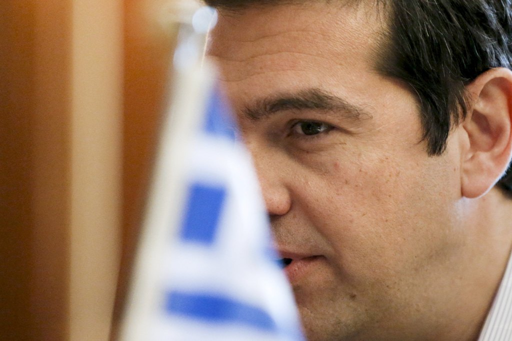 Die Zeit: Χωρίς αντίπαλο παίζει στην Ελλάδα ο Τσίπρας - Media