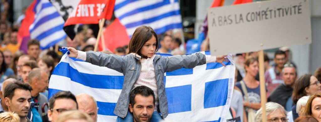Η Ευρώπη διαδηλώνει υπέρ της Ελλάδας (Photos) - Media
