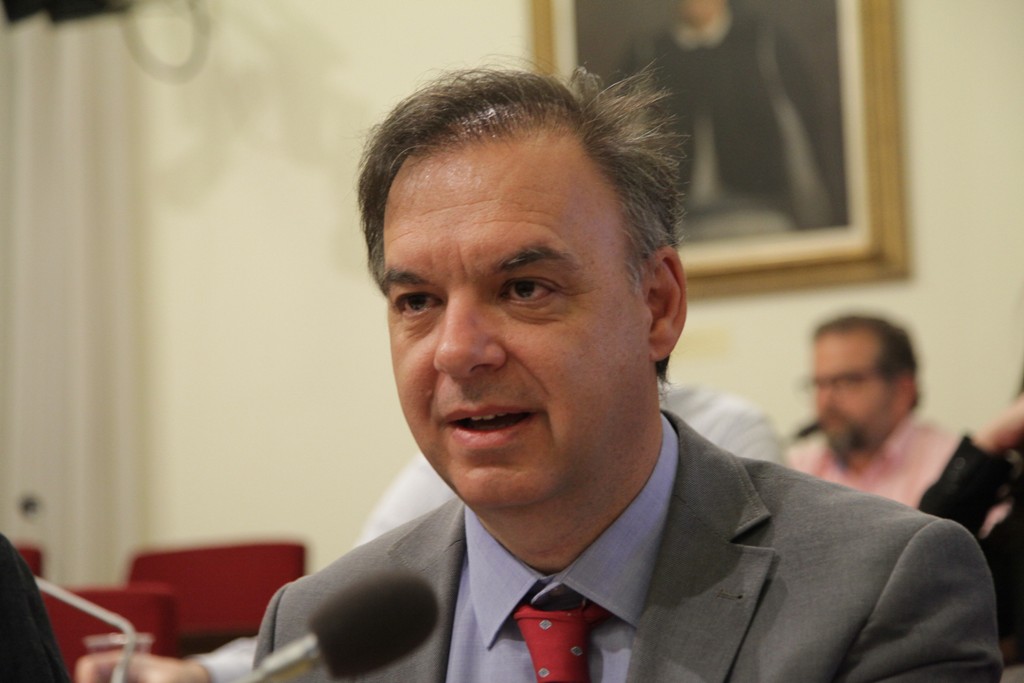 Λιαργκόβας: Μνημόνια μέχρι το 2018 αν δεν υπάρξει άλλο δεδομένο - Media