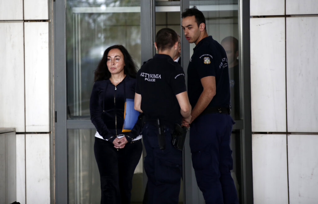 Βίκυ Σταμάτη: Σε τι διαφέρω εγώ από την  Άντα του Γιώργου Παπανδρέου που μας έβαλε στο μνημόνιο; - Media