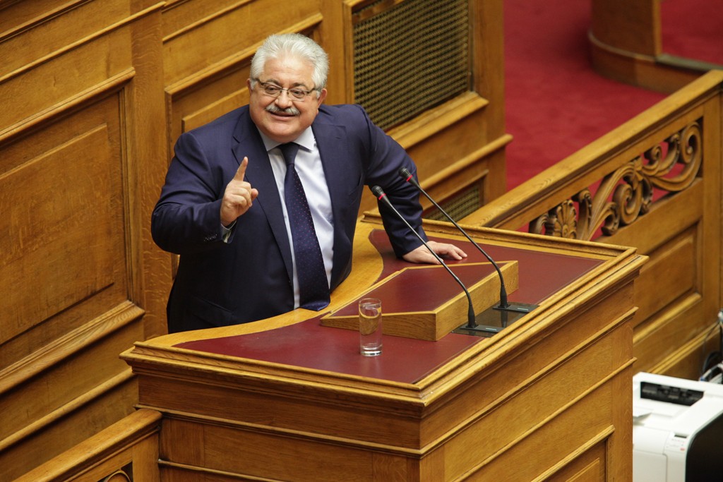Πέντε δικαστικές Ενώσεις κατά του βουλευτή της ΝΔ Κώστα Τζαβάρα - Media