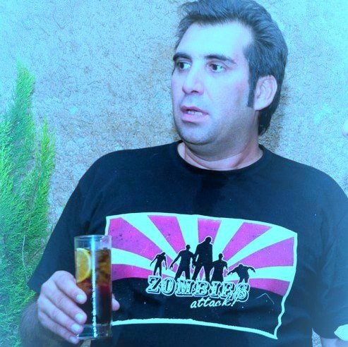 Πυρά από το σύζυγο της Ζ. Κωνσταντοπούλου κατά Πανούση και Σαγιά - Media