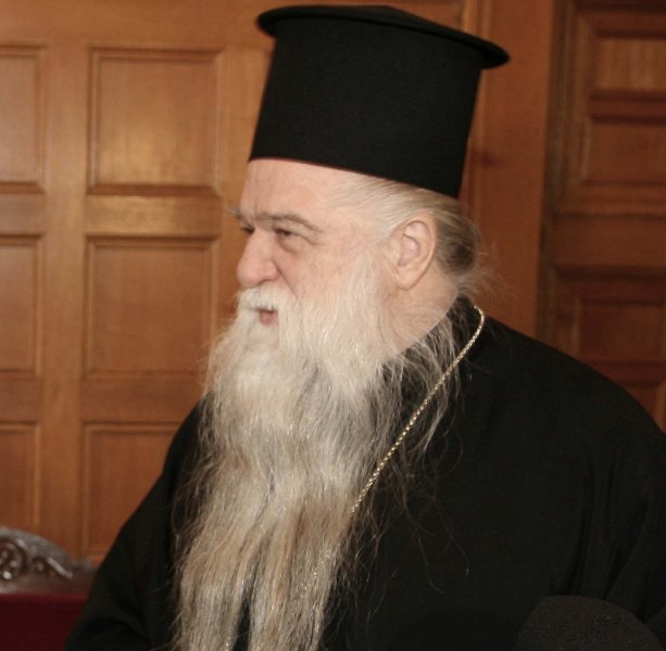 Αμβρόσιος προς Φίλη: «Ανοίξτε τα αυτάκια σας, η αθεΐα είναι εκτός μόδας» - Media