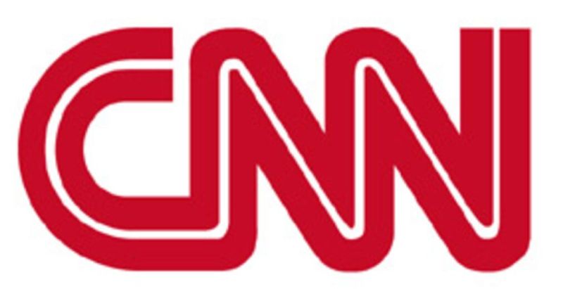 Ληστεία σε ζωντανή σύνδεση: Κουκουλοφόρος με μαχαίρι ληστεύει ρεπόρτερ του CNN την ώρα που μεταδίδει ρεπορταζ - Media