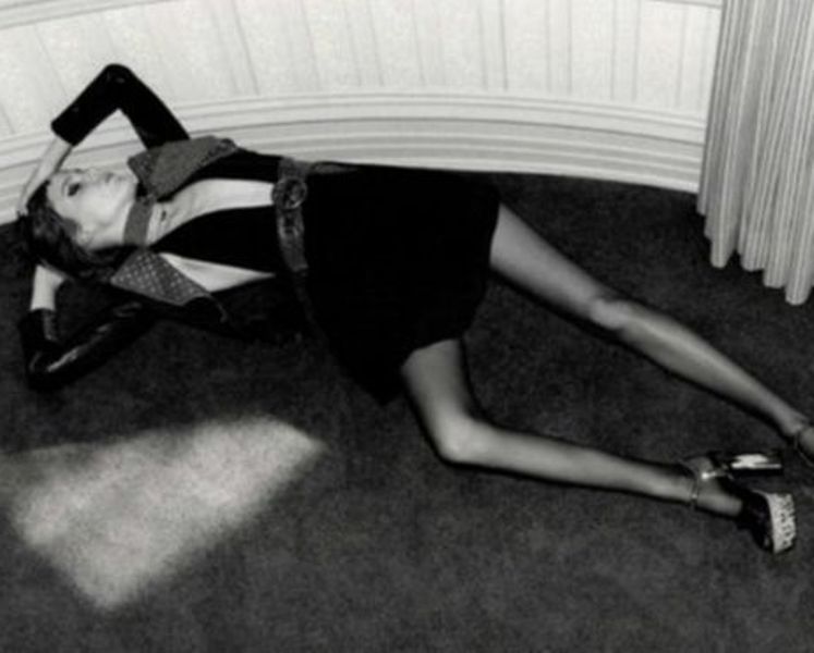 Απαγορεύτηκε διαφήμιση του Yves Saint Laurent με ανορεξικό μοντέλο (Photos) - Media