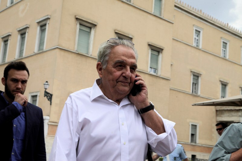 Φλαμπουράρης σε συνταξιούχους: Θα δώσουμε μεγάλη μάχη να πάρετε 13η σύνταξη στο τέλος του χρόνου (Video) - Media