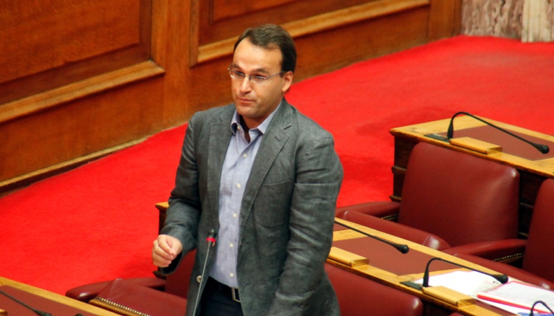 Γιάννης Γκιόκας: Η πανδημία αξιοποιείται ως πρόσχημα για να ξεμπερδεύουν κάποιοι με το Πολυτεχνείο - Media