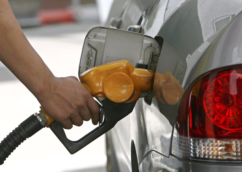 ΙΕΝΕ: Σημαντική πτώση των τιμών των καυσίμων αλλά και της κατανάλωσης λόγω πανδημίας - Media