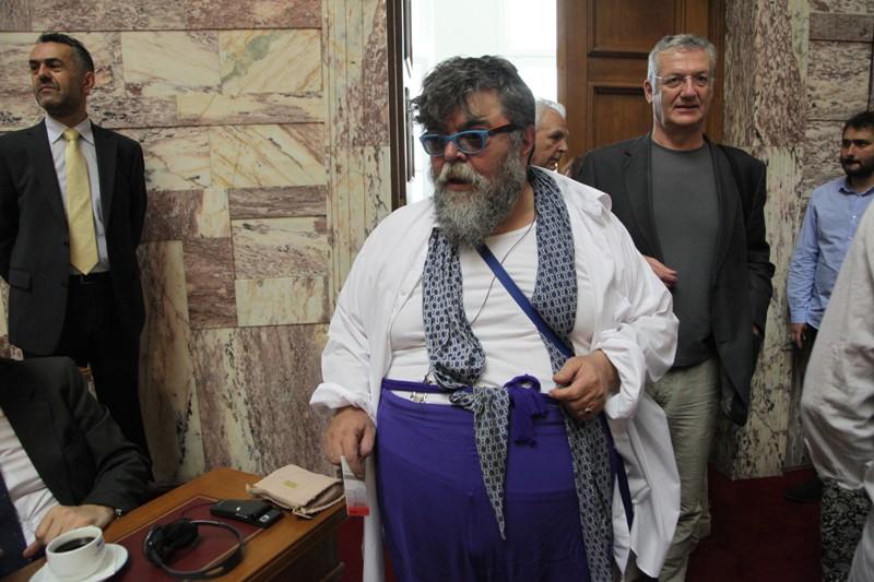 Γεμάτη… celebrities η Επιτροπή Αλήθειας για το Χρέος (Photos) - Media