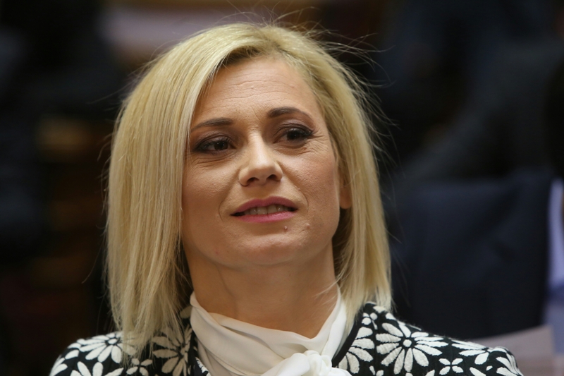 Διαφωνίες για την ελληνική πρόταση από τη Ραχήλ Μακρή  - Media