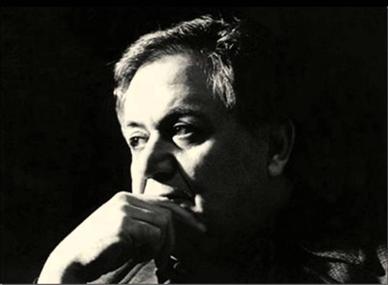 21 χρόνια χωρίς τον Μάνο Χατζιδάκι... (Videos) - Media