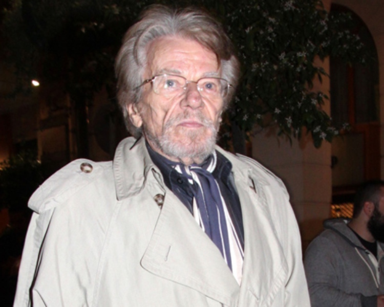 Σε πένθος ο Πέτρος Φυσσούν, έχασε τη γυναίκα του (Photos) - Media