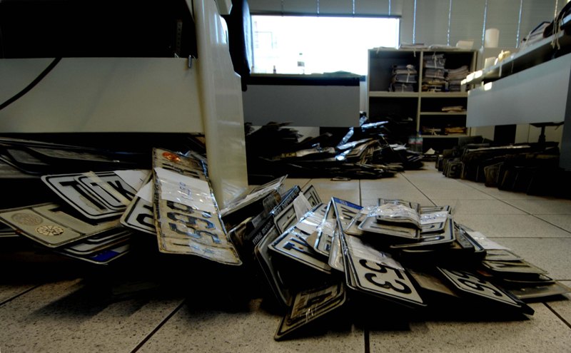 Επιστροφή πινακίδων και αδειών οδήγησης για το δημοψήφισμα - Media