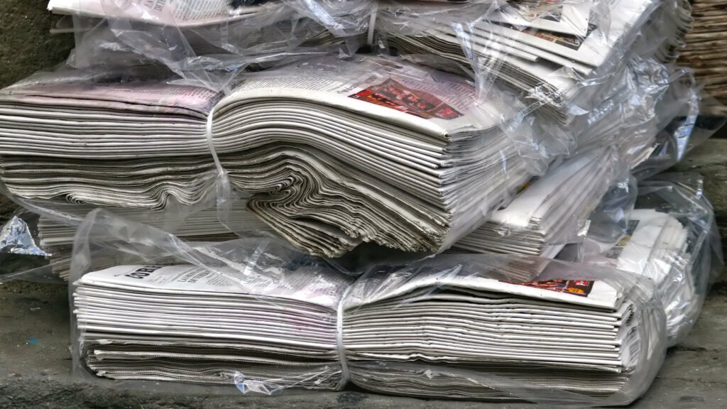 Τα πρωτοσέλιδα των εφημερίδων για τις 6-6-2015 - Media
