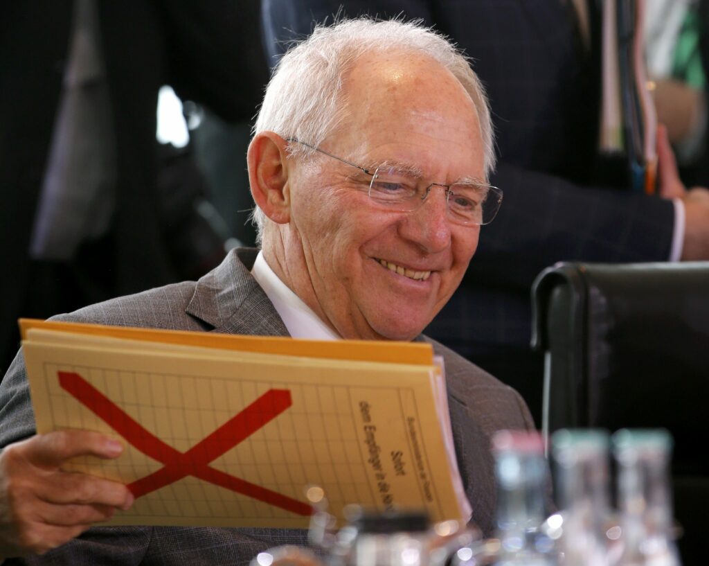 Αποκάλυψη Die Welt: Επιστολή Σόιμπλε προς Μπούντεσταγκ και EWG - Οι όροι για ενδεχόμενη συμφωνία με την Ελλάδα - Media