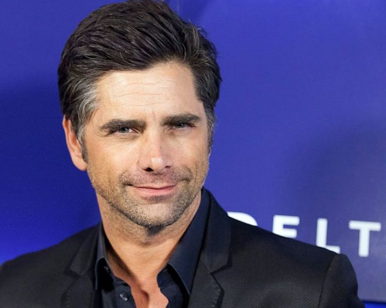 Συνελήφθη ο Τζον Στάμος (Photos) - Media