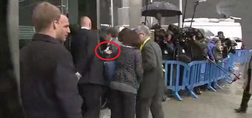 Παραλίγο να αφήσουν έξω από το Eurogroup τον Τσακαλώτο (Video) - Media