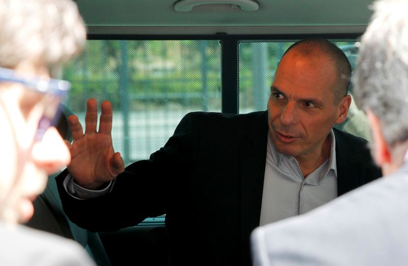 «Μπαλωθιές» Βαρουφάκη κατά δανειστών: Προωθούν σαδιστικά μέτρα - Media
