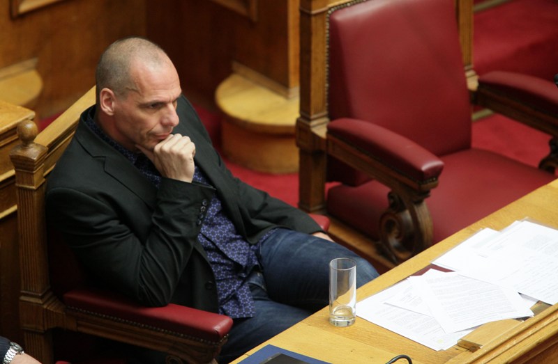 Βαρουφάκης: Με είχαν απειλήσει ότι αν δεν υπογράψουμε μνημόνιο, θα υπάρξει έλεγχος κεφαλαίων - Media