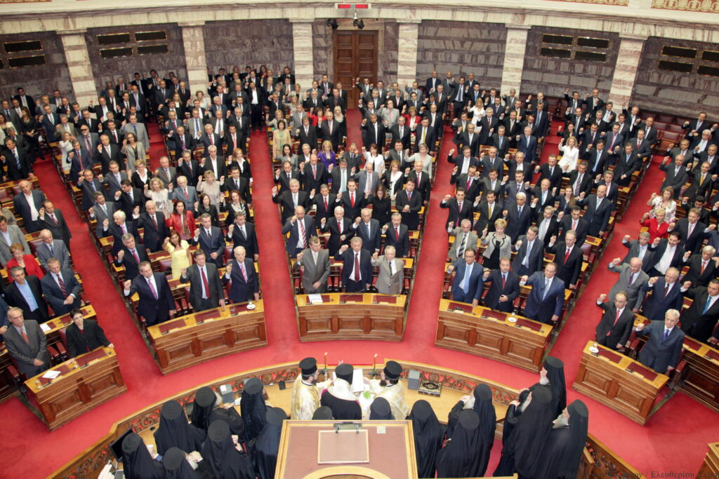 Πιέσεις για συλλογικές συμβάσεις και κατώτατο μισθό από 22 βουλευτές του ΣΥΡΙΖΑ - Media