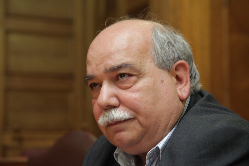 Βούτσης: Βαριά και προβληματική η συμφωνία – Δεν βοηθά η θεσμική τυπολατρία - Media