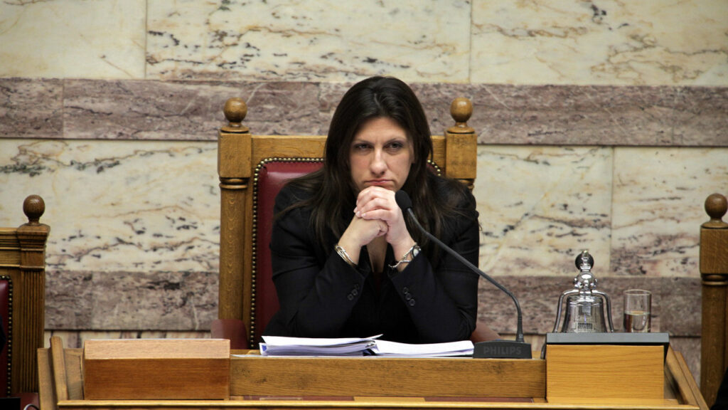 ΚΚΕ κατά Ζωής: «Στο τέλος θα μείνεις μόνο με τον Παναγιώταρο» - Media