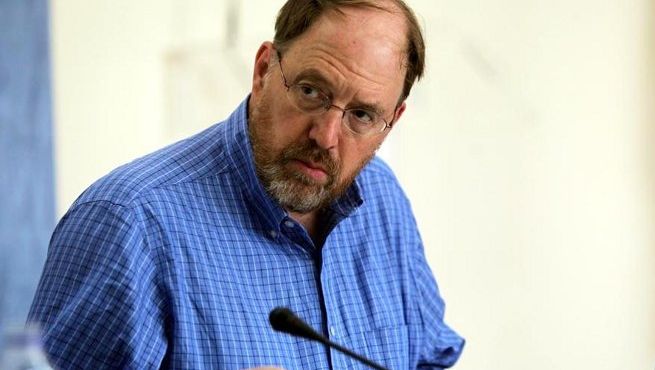 Γκάλμπρεϊθ στο Spiegel: «Ο Βαρουφάκης τα έδωσε όλα για έναν συμβιβασμό» - Media