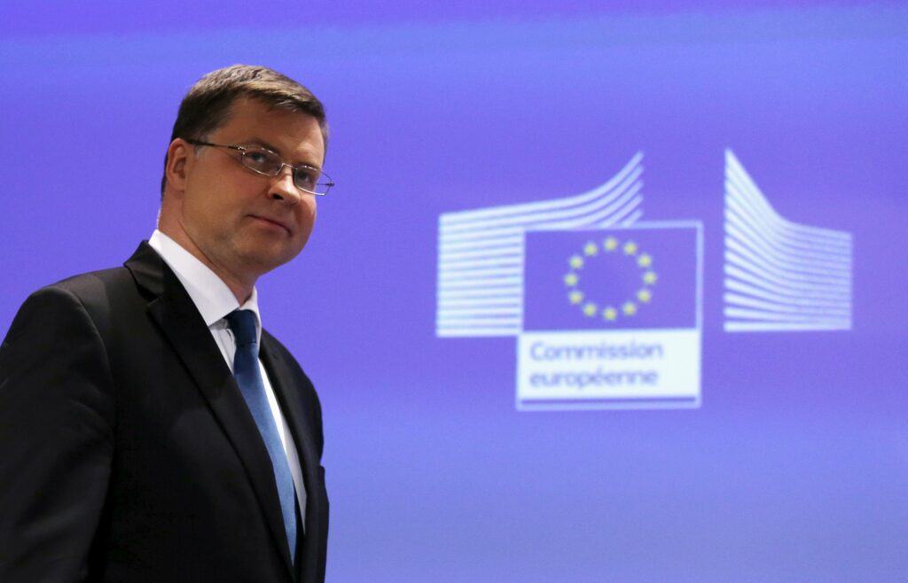 Ντομπρόφσκις: Η ΕΚΤ θα στηρίξει τις ελληνικές τράπεζες τις επόμενες εβδομάδες - Media