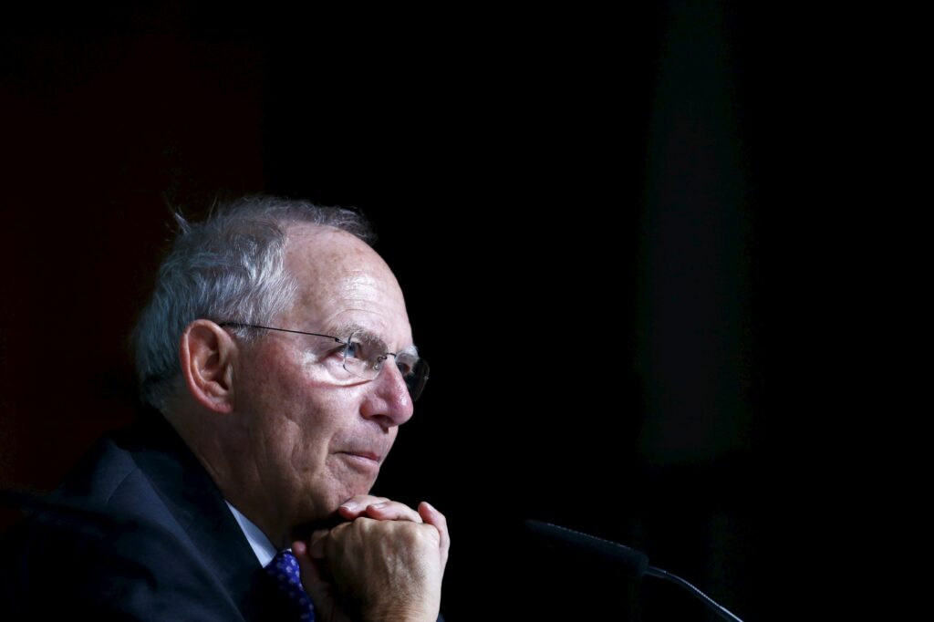 FAZ: Πρόταση Σόιμπλε για πενταετές Grexit με ανθρωπιστική βοήθεια - Media