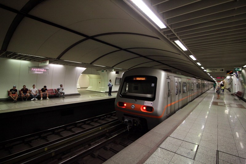 Ραγδαία μείωση της επιβατικής κίνησης του μετρό - Media
