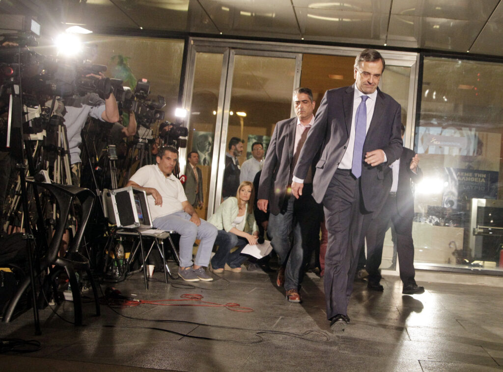 Παραιτήθηκε ο Αντώνης Σαμαράς-Προσωρινός πρόεδρος της ΝΔ ο Μεϊμαράκης (Video) - Media