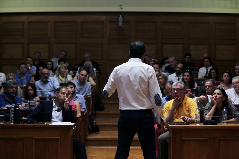 Θεοδωράκης: Πράξη προδοσίας το να φύγουμε από την Ευρωπαϊκή Ένωση (Video) - Media