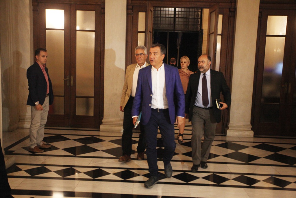 Ποτάμι: Αισιοδοξία για τη συμφωνία- εκτιμήσεις ότι δε θα "σπάσει" το "κουαρτέτο" των Μέρκελ - Ολάντ - Γιούνκερ - Ντράγκι - Media