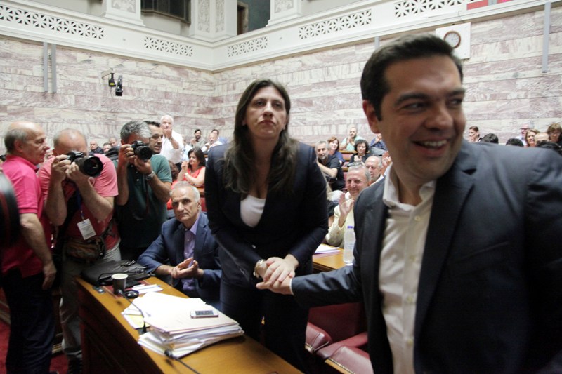 Τετ α τετ Ζωής - Τσίπρα σε φορτισμένο κλίμα - Media