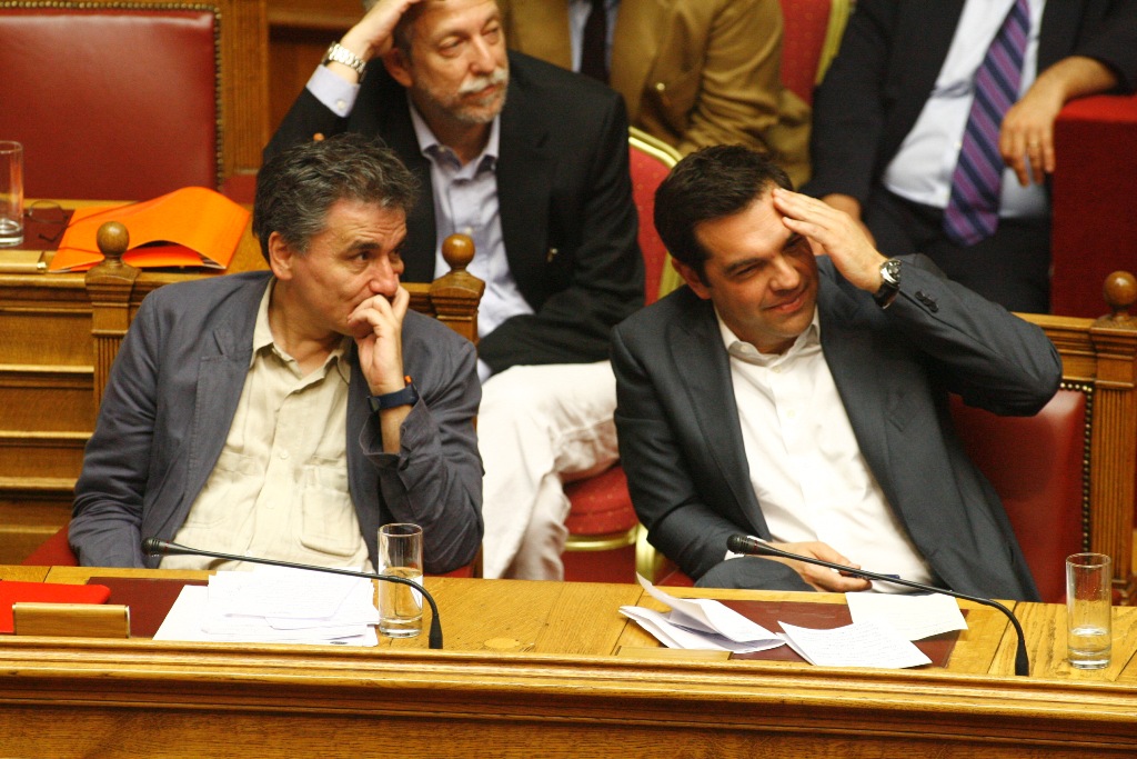 Με 229 υπέρ πέρασε το νομοσχέδιο-39 βουλευτές του ΣΥΡΙΖΑ δεν ψήφισαν - Media