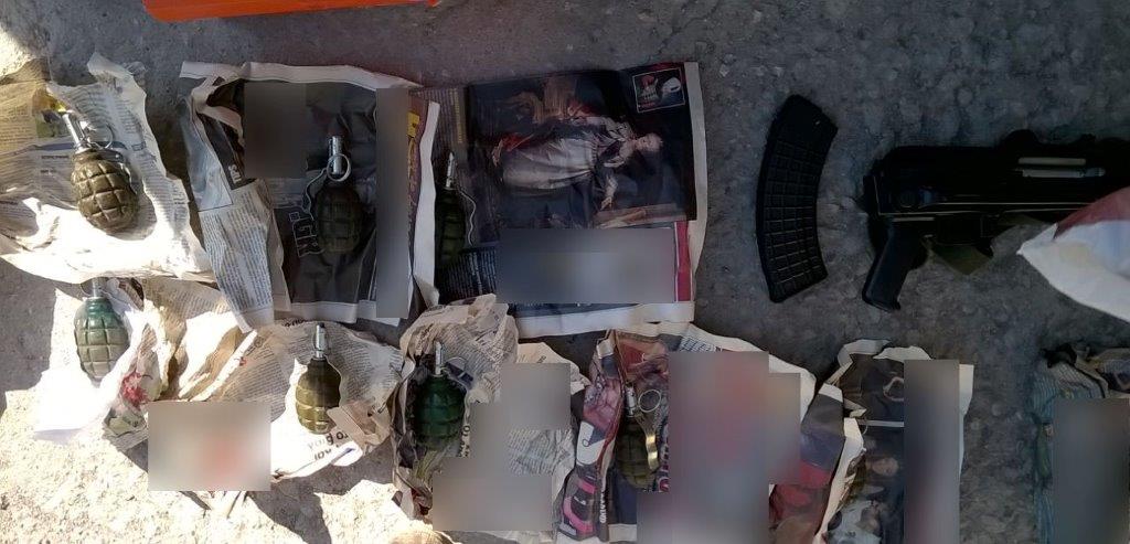 Οπλοστάσιο σε μάντρα φορτηγών και βενζινάδικο αποκάλυψαν συλλήψεις στον Αγ. Ιωάννη Ρέντη - Media