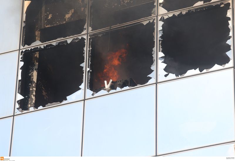 Νεκρός άνδρας από πυρκαγιά στη Θεσσαλονίκη (Photos) - Media