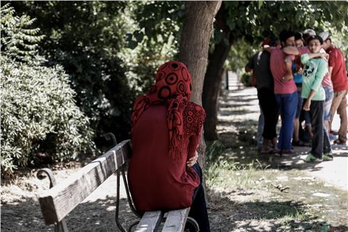 Χειροπέδες σε δύο Αφγανούς για βιασμό 18χρονου - Media